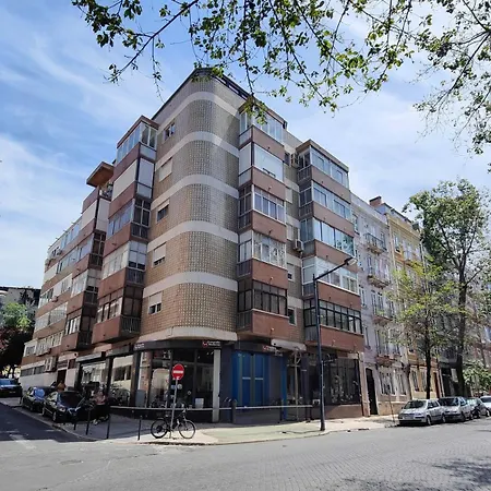 Apartament *